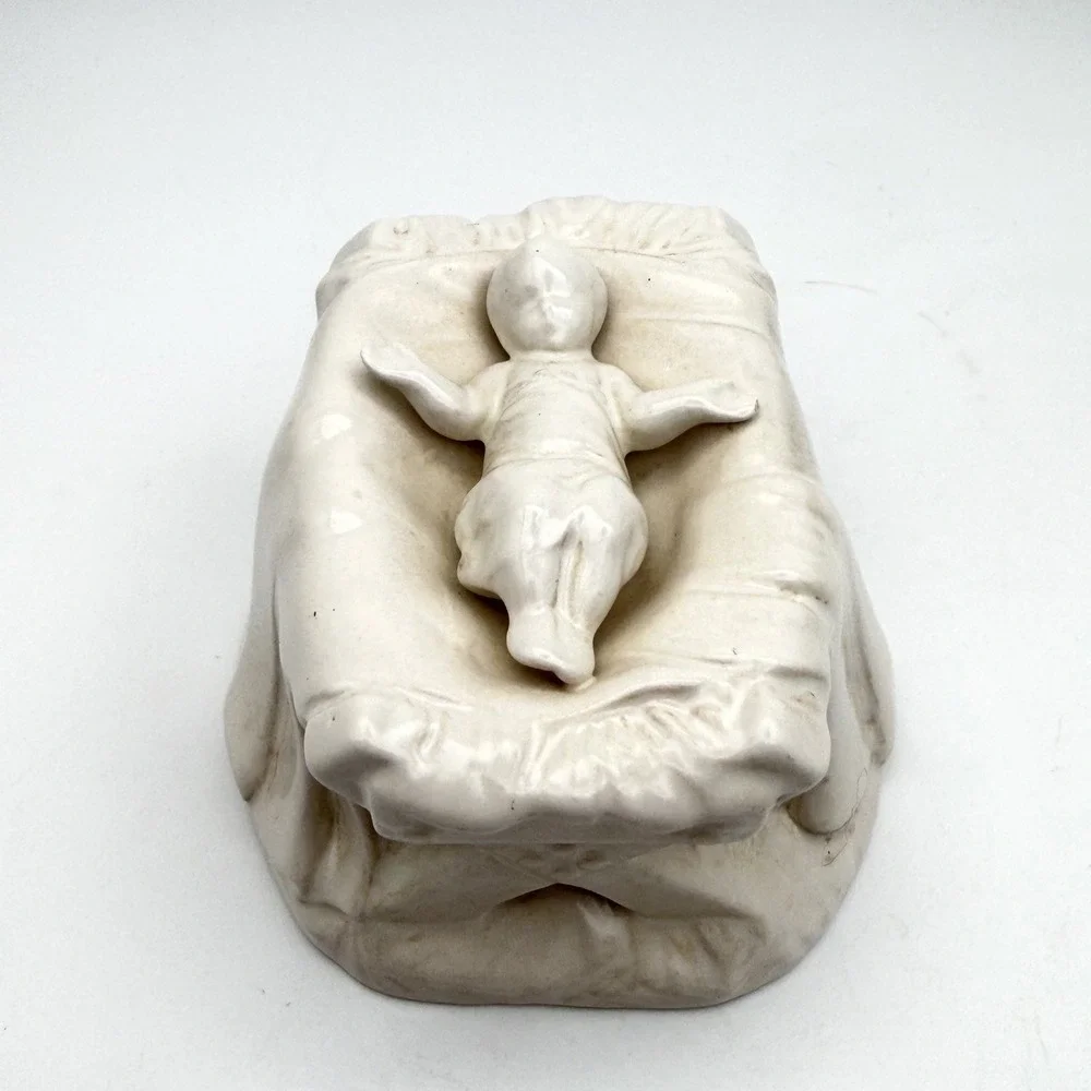 Vintage Holland Mold White Ceramic Nativity Set 4 Piece Mary Joseph Baby Jesus